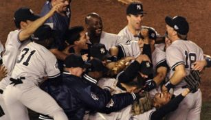Jugadores de los Yankees celebraron el título de 1998
