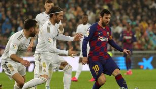 Messi y Ramos disputan el Clásico de España 
