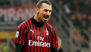 Ibrahimovic grita en un partido del Milan