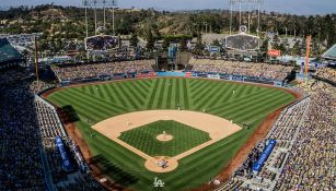 Dodger Stadium lleno en un juego de los Dodgers