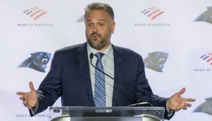 NFL: Coach de Panthers considera arrodillarse durante ceremonia de himno de Estados Unidos