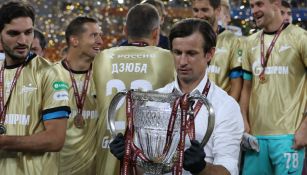 VIDEO: Ivanovic hizo 'un Sergio Ramos' y rompió el trofeo del Zenit de San Petersburgo