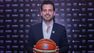 El presidente de la Liga Nacional de Baloncesto Profesional, Sergio Ganem
