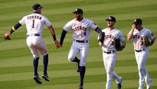 Jugadores de los Astros celebran pase a Final de Campeonato