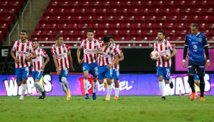 Chivas: Golazo de Alexis Vega levanta polémica por previo fuera de juego