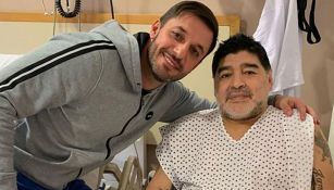 Matías Morla junto a Diego Armando Maradona en el hospital 