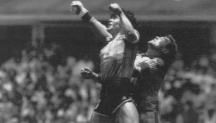 Shilton y Maradona en Mundial del 86