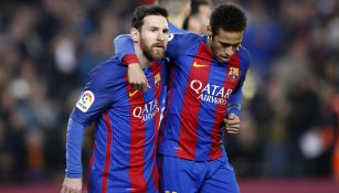 Messi y Neymar durante un duelo con el Barcelona 