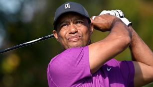 Tiger Woods se recupera de larga cirugía en pie, tobillo, tibia y peroné