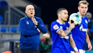Schalke 04 despidió a su entrenador 