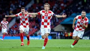 Luka Modric en festejo con Croacia