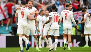 Jugadores de Inglaterra en festejo ante Alemania