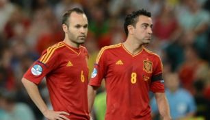 Iniesta y Xavi con España 