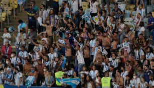  Aficionados de Argentina festeja gol en la Copa América