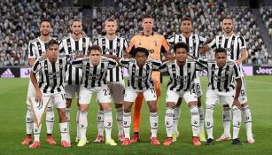 Jugadores de la Juventus previo a un partido de la Serie A