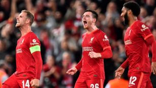 Jugadores del Liverpool festejando el gol del triunfo ante Milan