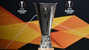 Panorámica del trofeo de Europa League