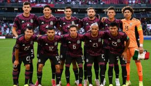 Selección Mexicana previo a partido en el Estadio Azteca