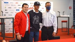 Christian Zazueta Jr. firmó con los Yankees de Nueva York