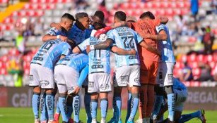 Jugadores del Querétaro previo al partido