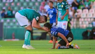 Ormeño y Omar Mendoza en el juego entre León y Querétaro
