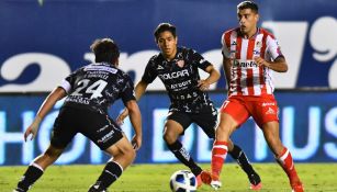 Atlético San Luis jugando partido de Liga MX ante Necaxa