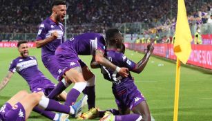 Fiorentina celebra gol de Duncan