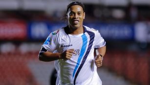 Ronaldinho en un partido de Leyendas en México
