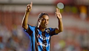 Ronaldinho será el invitado de honor de Gallos Blancos para reabrir el Estadio Corregidora