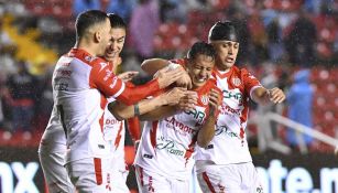 ¡Rescatan el invicto! Necaxa empata en Querétaro con gol de último minuto