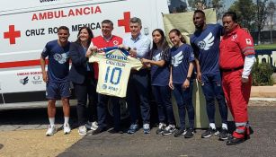 América donó una ambulancia de la Cruz Roja a Guerrero