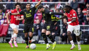 Santiago Giménez anota ante PSV tras seis partidos sin marcar en Liga