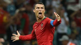 Cristiano festeja un gol en el duelo de Portugal contra La Furia