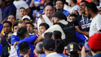 Violencia en la tribuna durante la Ida de los Cuartos de Final en el Cruz Azul vs Tigres