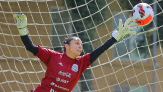 Itzel González en entrenamiento con la Selección Mexicana Femenil