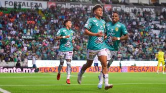 León vence con 'goles de vestidor' a Puebla y se mete a puestos de Play In