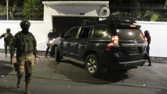 El Gobierno de Ecuador violó la soberanía de México al entrar a la fuerza en la embajada.