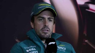 ¡Para atrás! Fernando Alonso es penalizado 10 segundo en la carrera Sprint