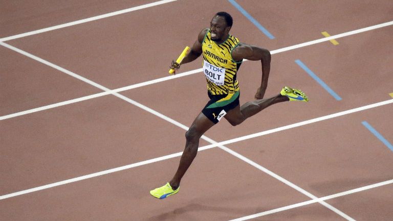 Bolt durante una competición en Jamaica