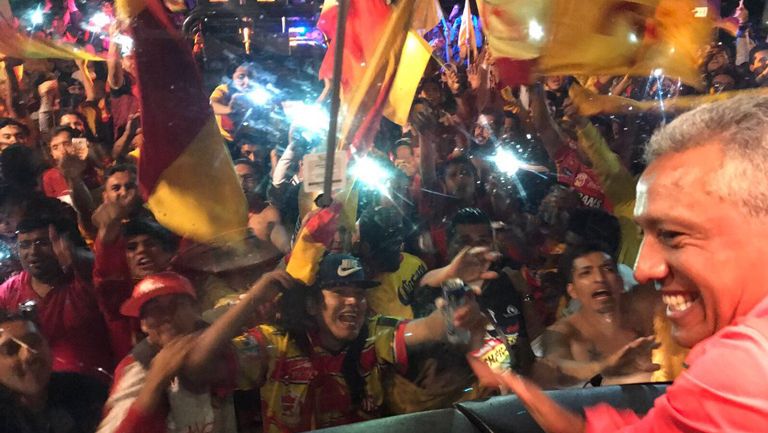 Seguidores de Morelia celebran la permanencia en Primera 