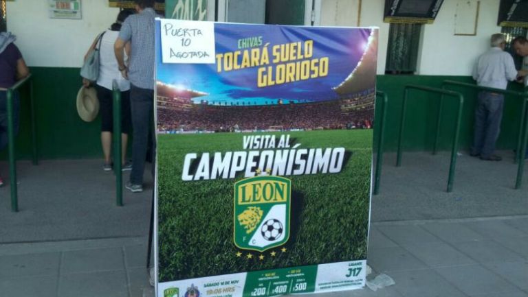La manta que le dejó León a Chivas recordándole al Campeonísimo
