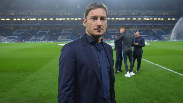 Francesco Totti, en Stamford Bridge, previo a un juego con la Roma