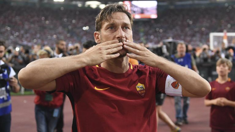 Francesco Totti se despide de la Roma