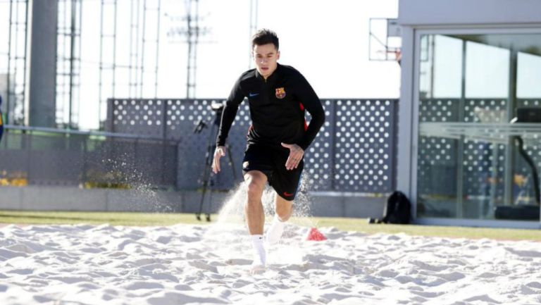 Coutinho, entrena en solitario en la Ciudad Deportiva del Barcelona 