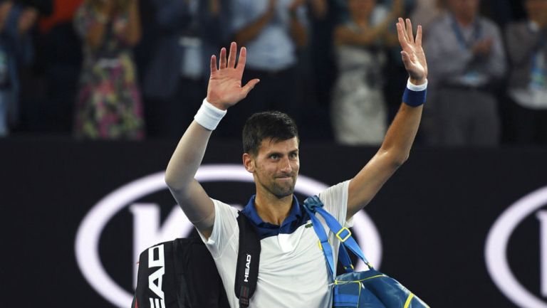 Novak Djokovic durante partido en el Australian Open