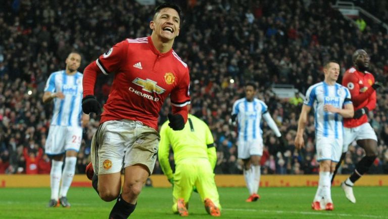 Alexis Sánchez celebra un gol con el Manchester United