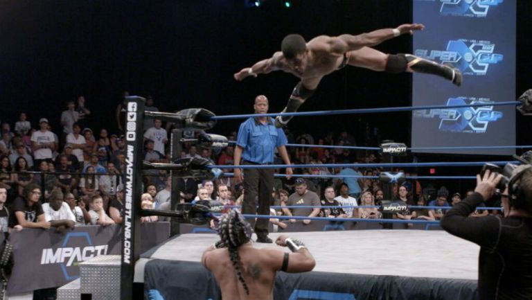 Dezmond Xavier se lanza contra Drago en función de Impact 