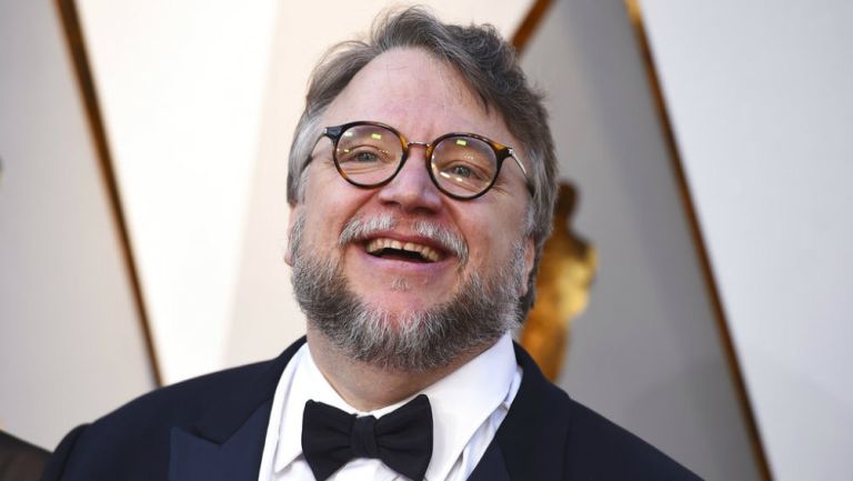 Guillermo del Toro durante la alfombra roja de los Oscar 2018