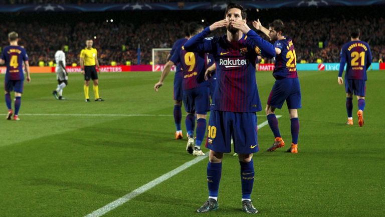 Messi celebra uno de sus goles contra Chelsea 
