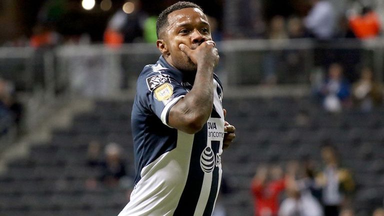 Dorlan Pabón celebra un gol con Monterrey